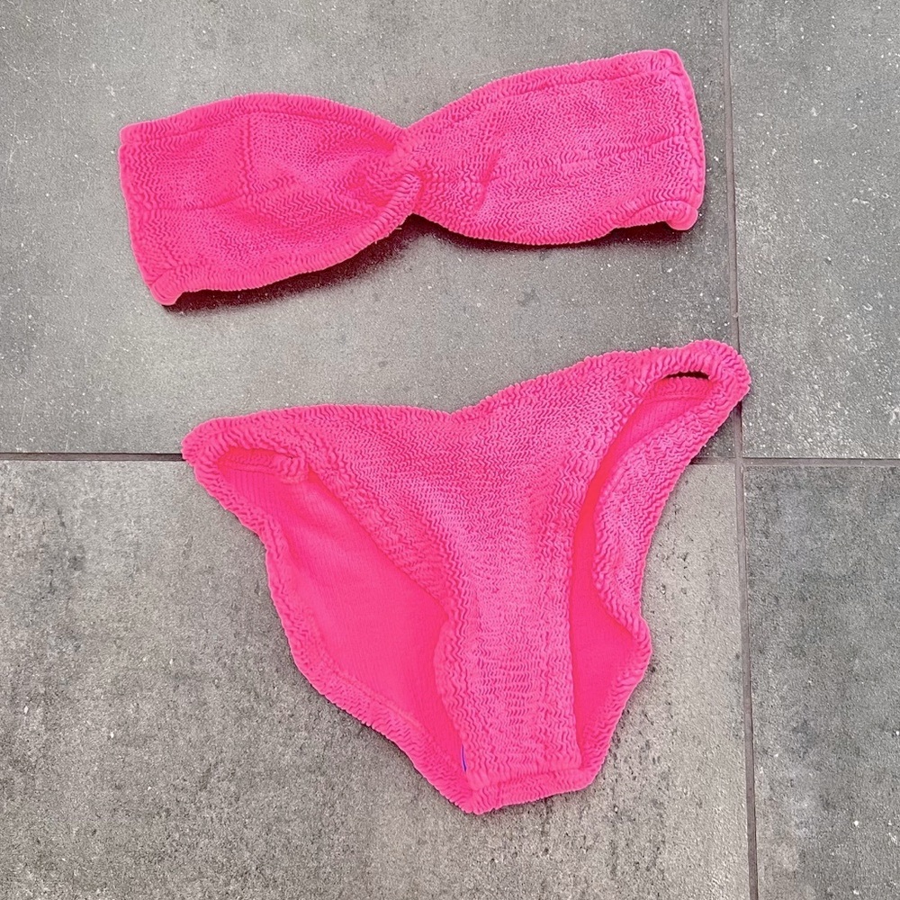 NWOT New Hunza G Ariel Bandeau Pink Bubblegum Bikini Swim Swimsuit One Size - Picture 2 of 8